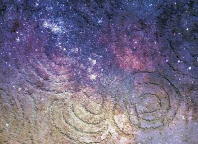 Symbole mit Kosmos im Hintergrund - Titelbild des schamanischen Seminars "Von den Erdenhüter und der Sternenmedizin" der Ausbildung Drums of Mother Earth